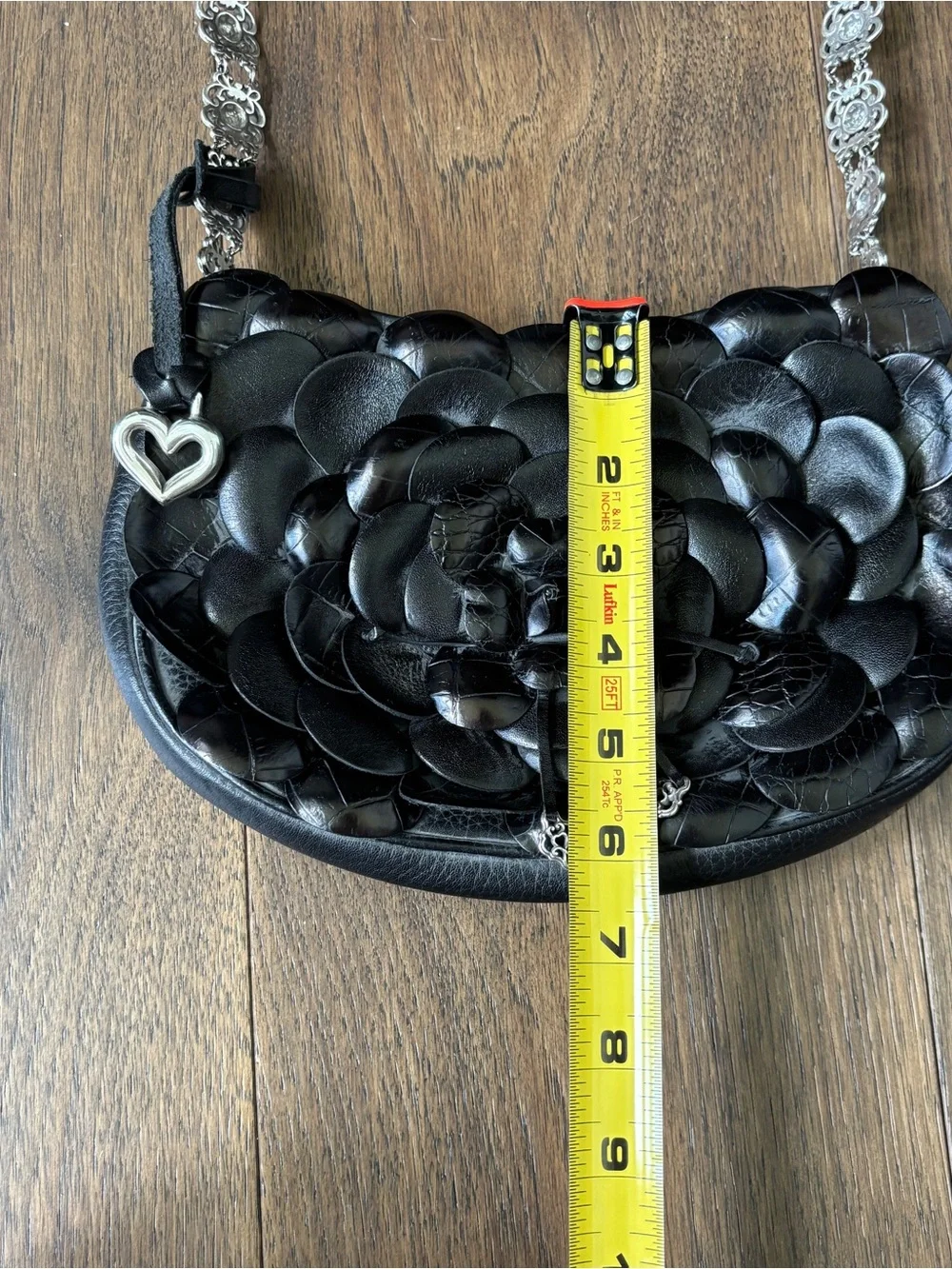 Brighton color black